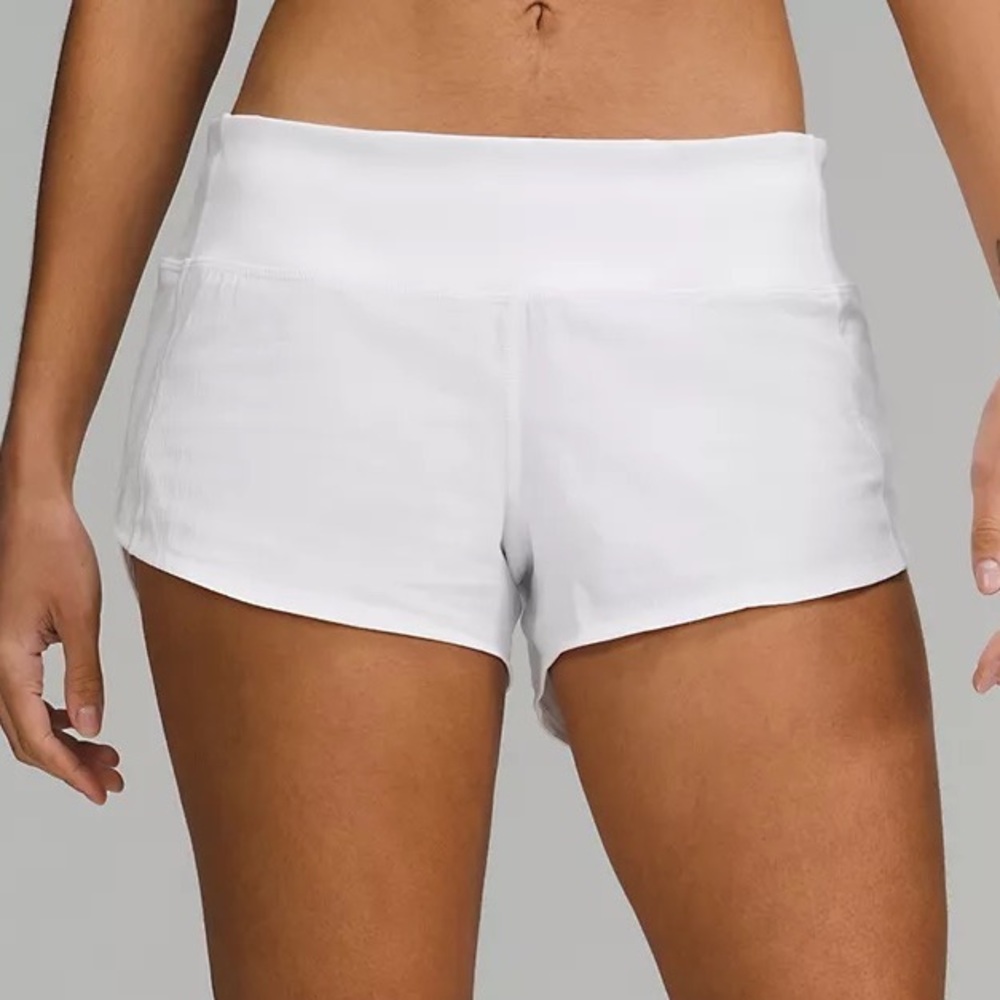 Lululemon Speed Up Low-Rise Lined Short -- 2.5" Size 6 White